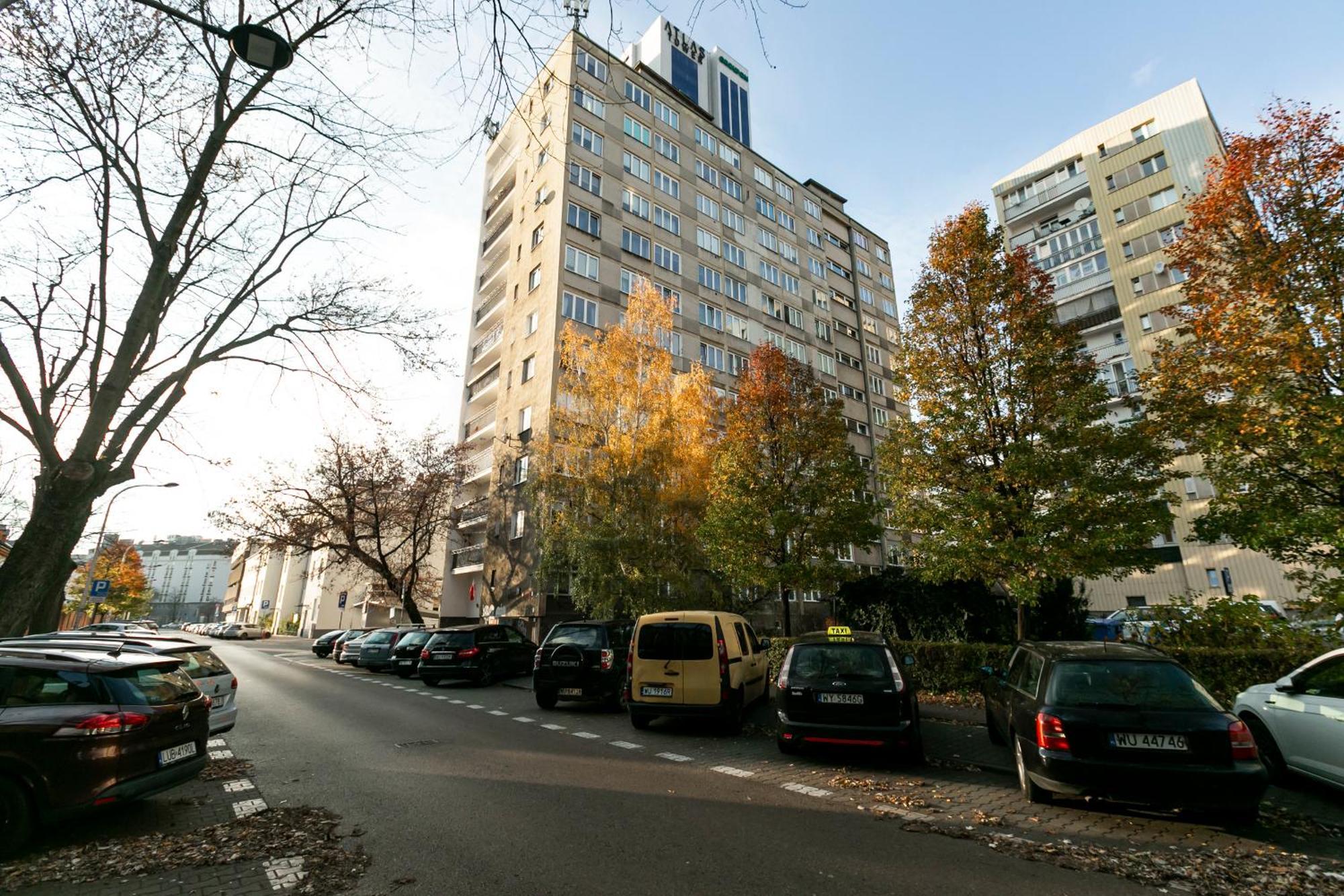 Nowogrodzka 78: With Smart Tv Near Lindleya Hospital * Warsaw