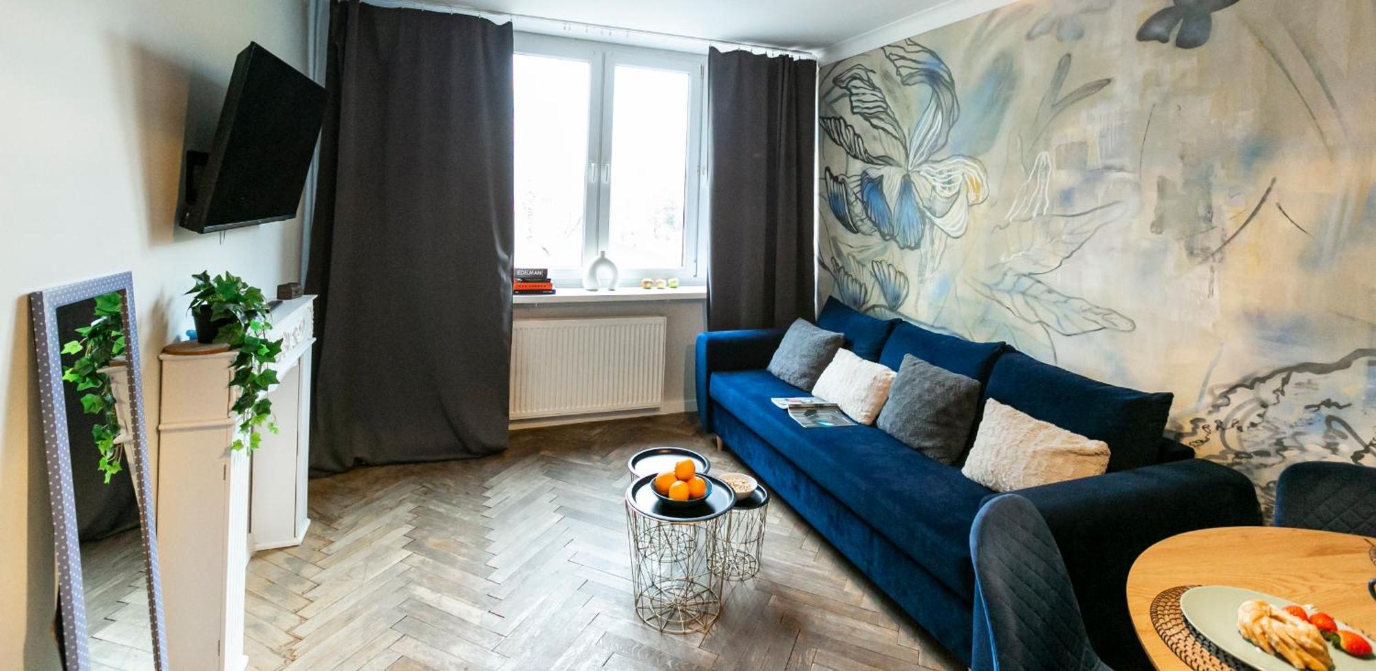 Nowogrodzka 78: With Smart Tv Near Lindleya Hospital
